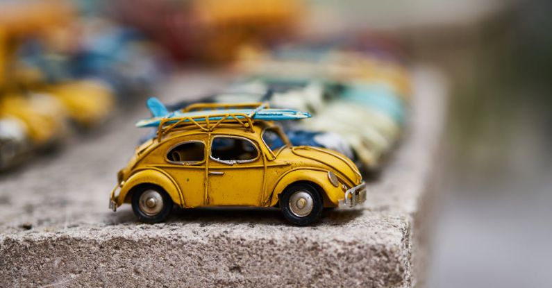 Concept Cars - Yellow Volkswagen Beetle Scale Model